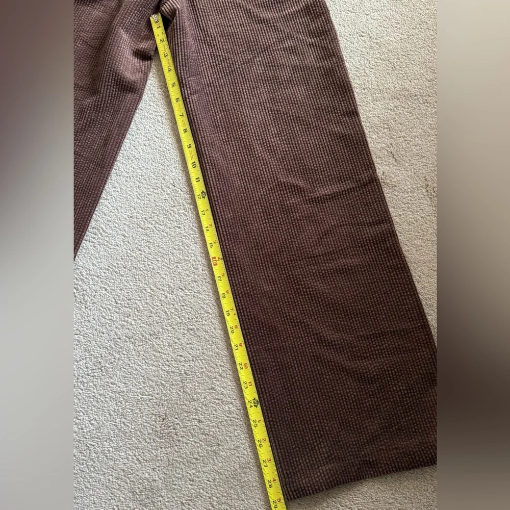 BDG Ribbed Corduroy Straight Leg Jeans - Picture 11 of 13